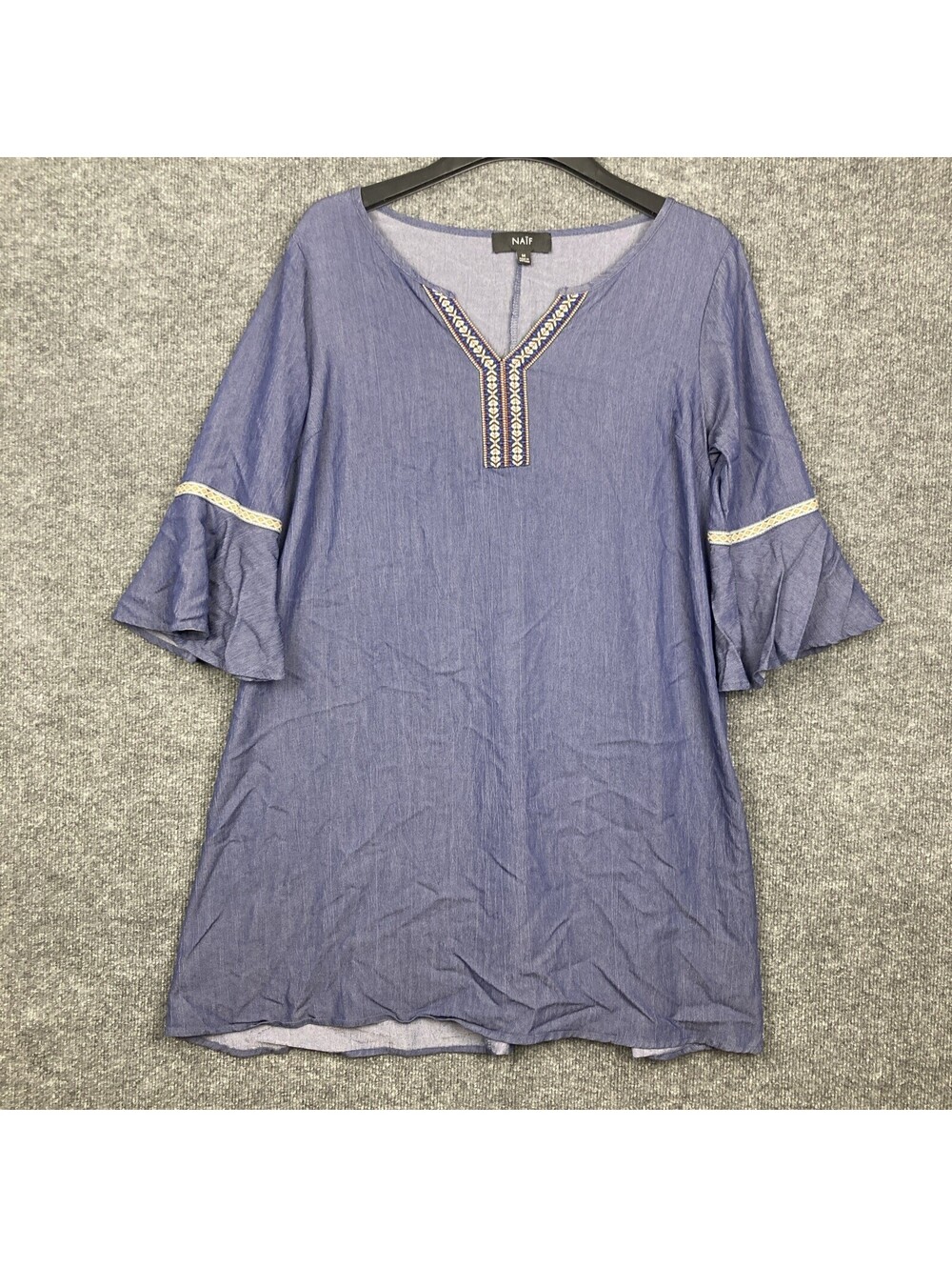 Naif Anthropologie Womens Size Medium Chambray Flutter Bell Sleeve V-Neck Dress